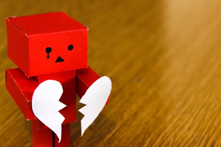 Las dudas en la dependencia emocional: ¿Soy yo o es mi pareja?: